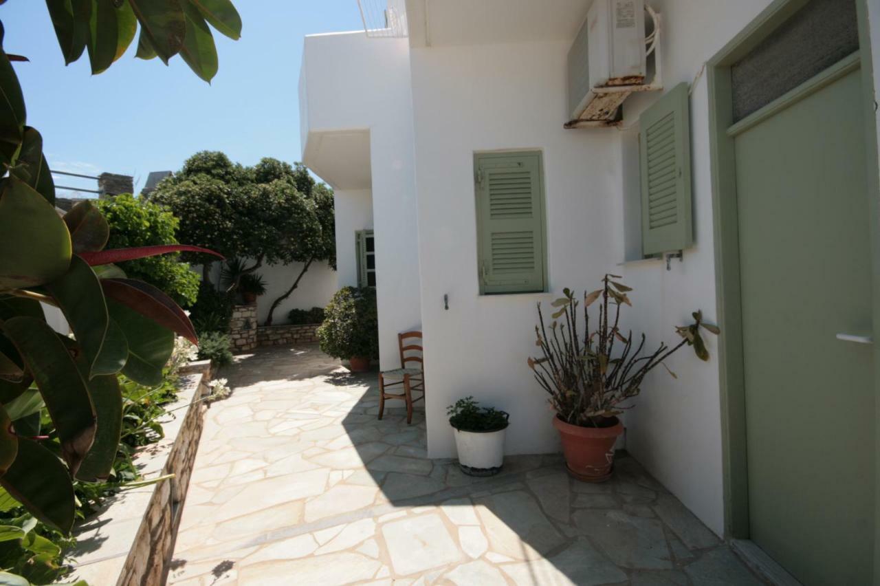Hara Studios And Aparthotel