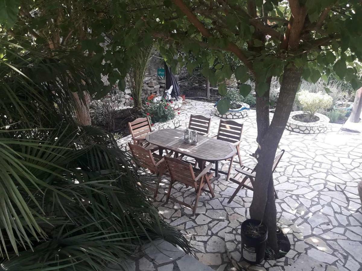 Seven Islands Gaios