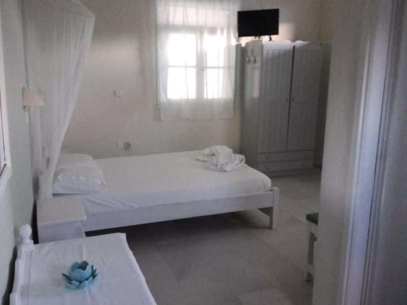 Apartment Studios *