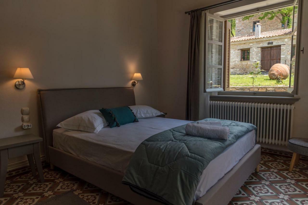 Guest house Paradosiako Saratsi - Traditional 3*