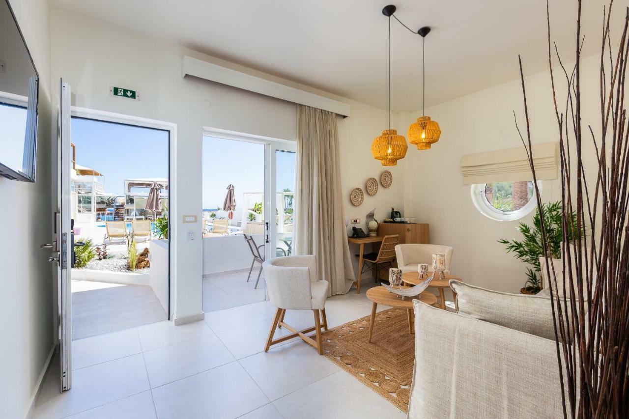Nostos Boutique 4*