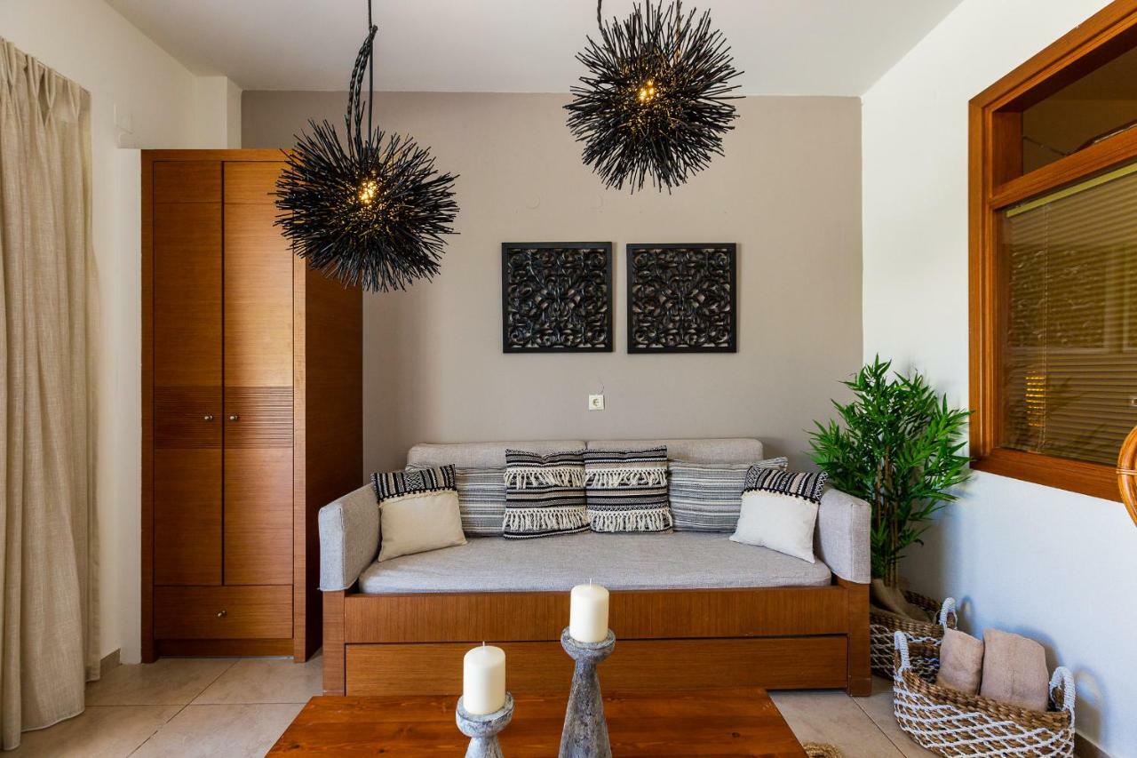 Nostos Boutique 4*