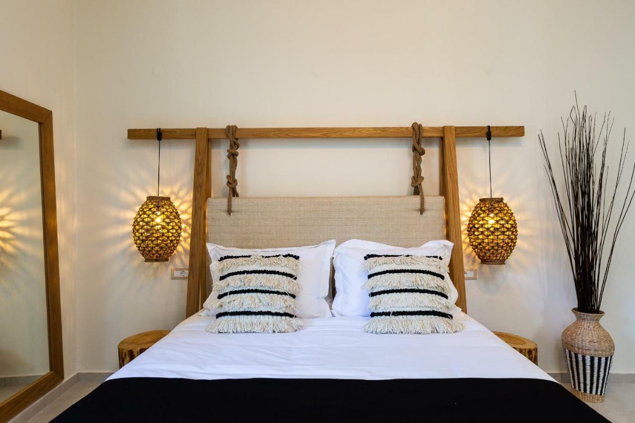 Hotel Nostos Boutique 4*
