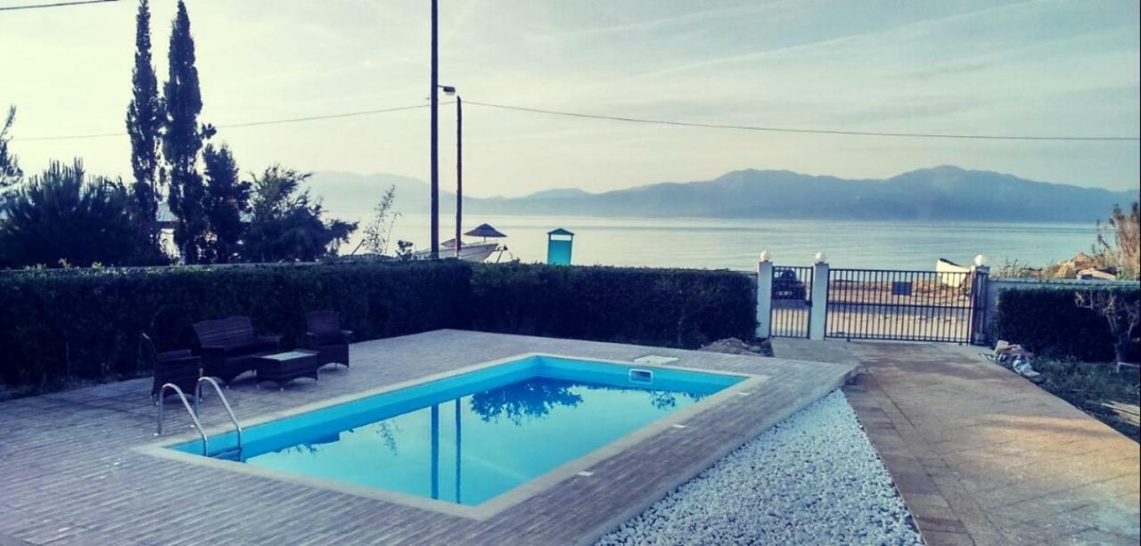 Sea Side Villa *