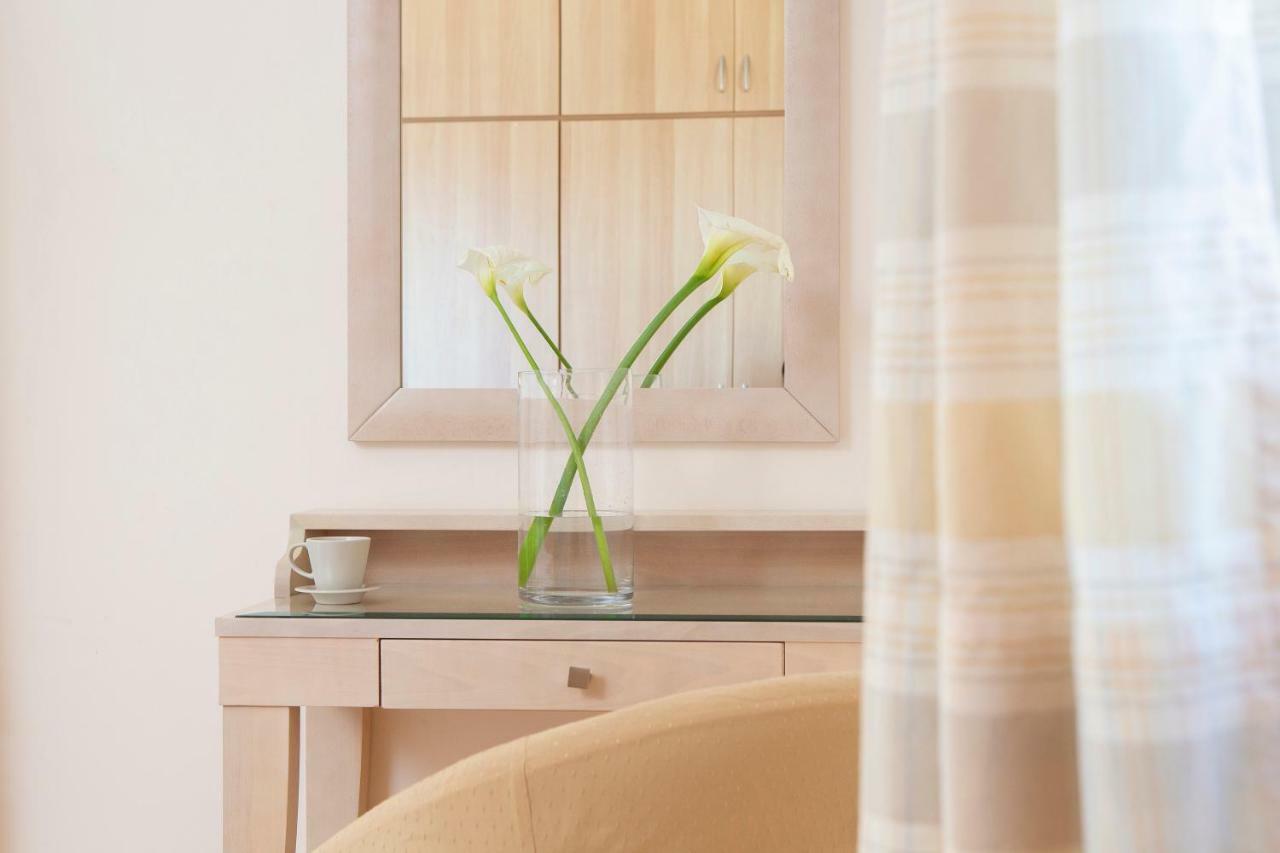 Thalassa Apartment *