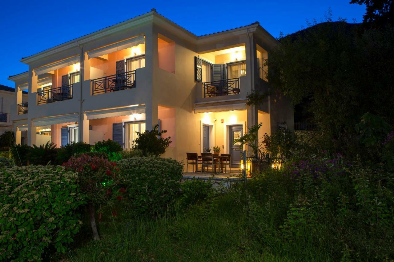 Thalassa Apartment *