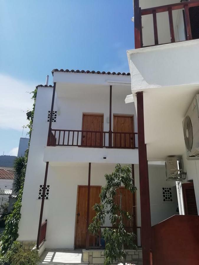 Pothos Hotel
