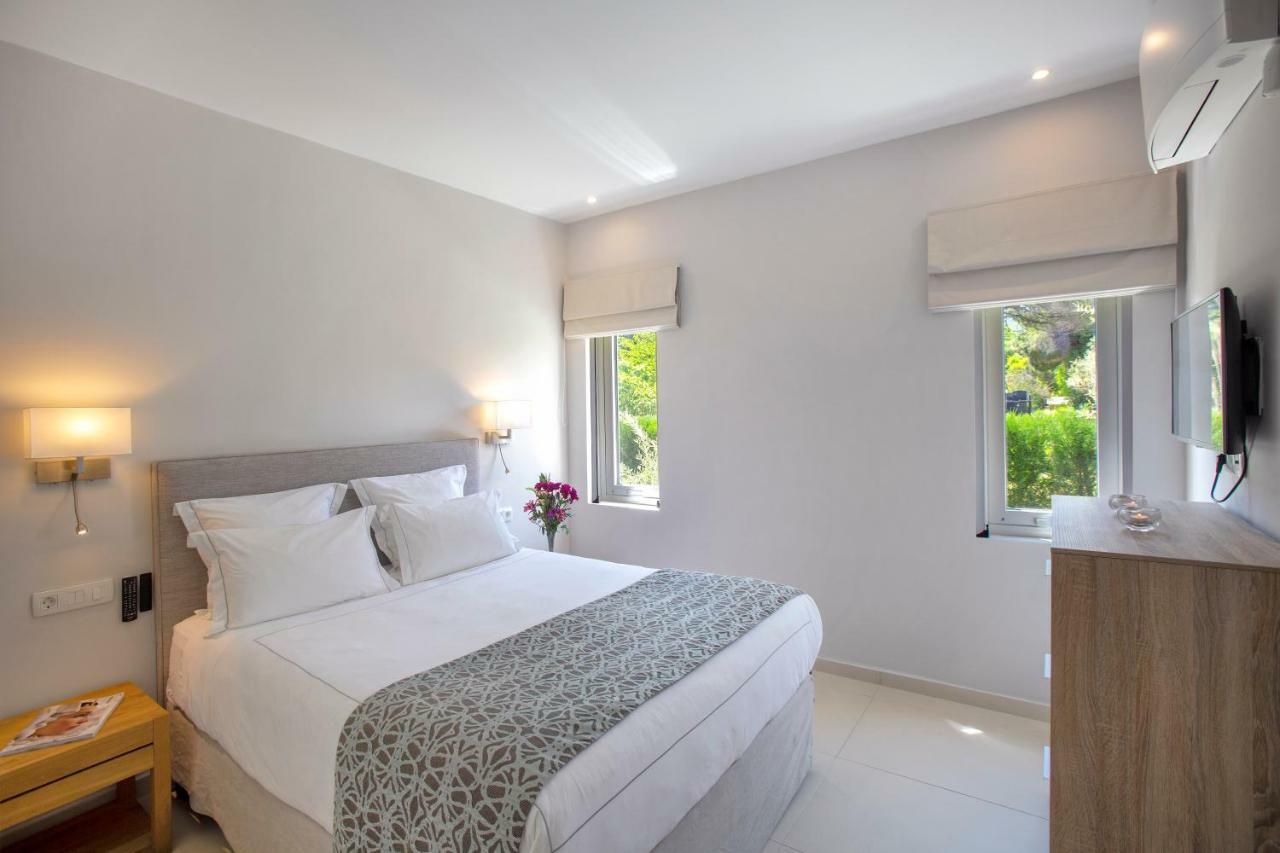 Tiamo Secrets - River Villa Vourvourou