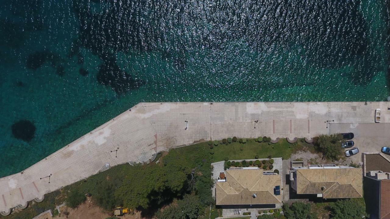 Thalassa Apartment *