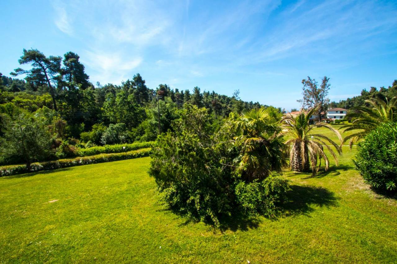 Lorenia Garden Villa, Elani KASSANDRA