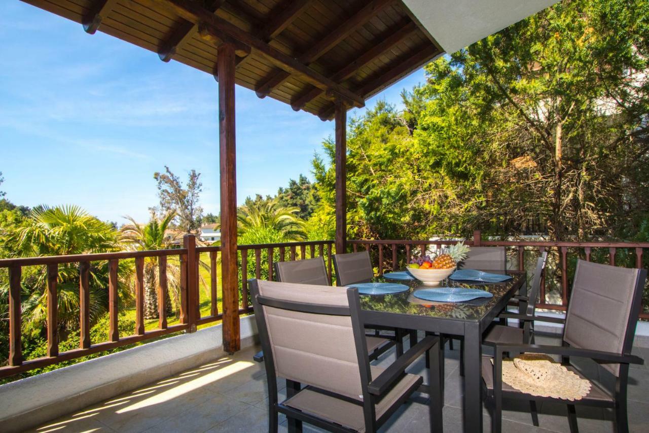 Lorenia Garden Villa, Elani Villa *