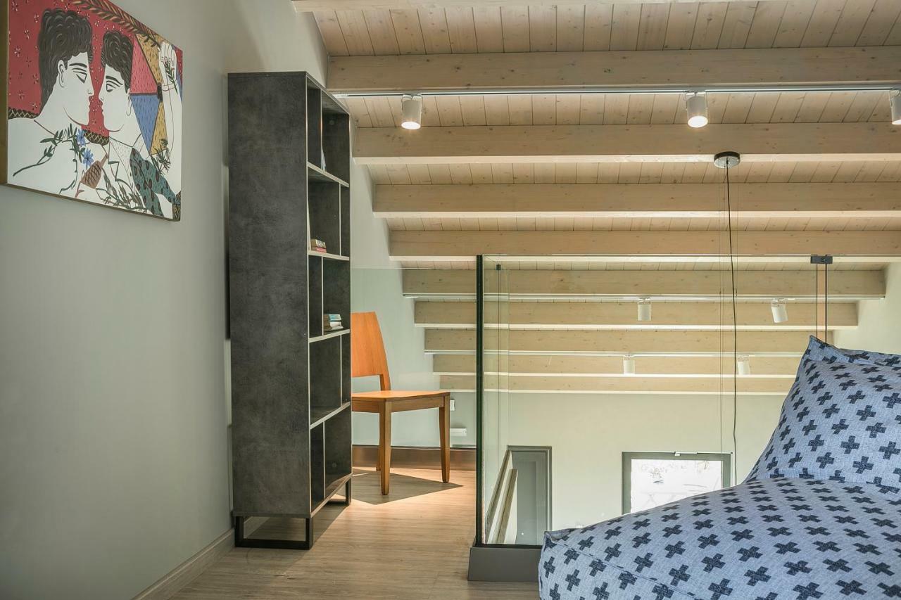 Mirror Villas