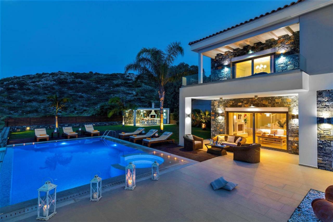 Irida Luxury With Sea View *