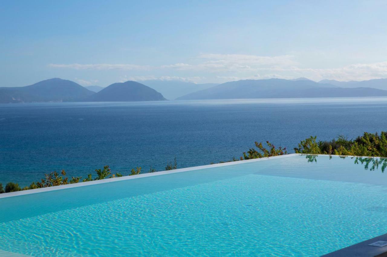 Villa Anemos Luxury *