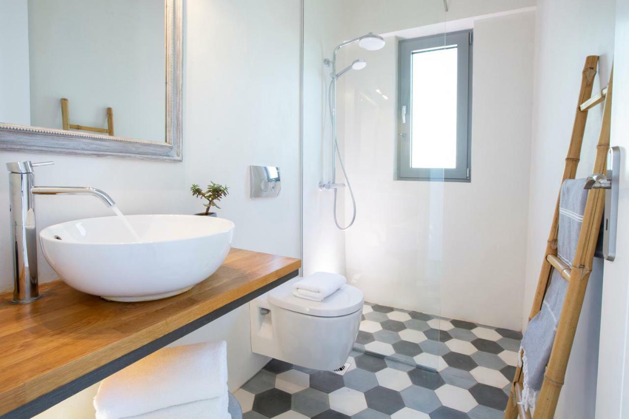 Anemos Luxury Villa *