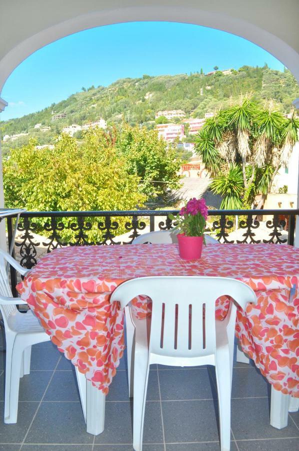 Yannis On The Of Agios Gordios In Corfu Apartment *