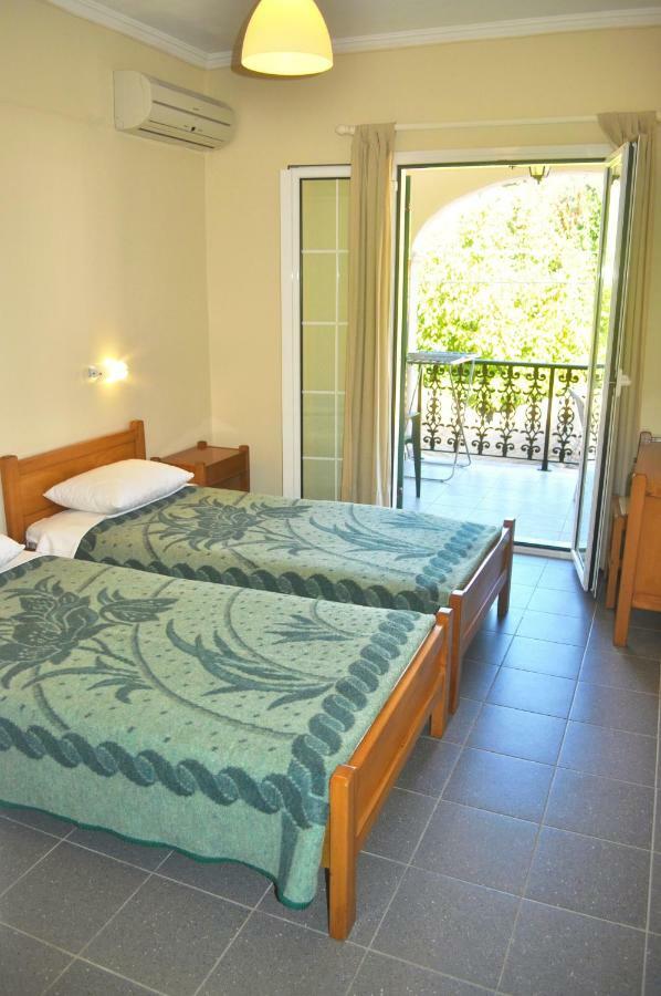 Apartment Yannis On The Of Agios Gordios In Corfu Agios Gordios (Corfu)