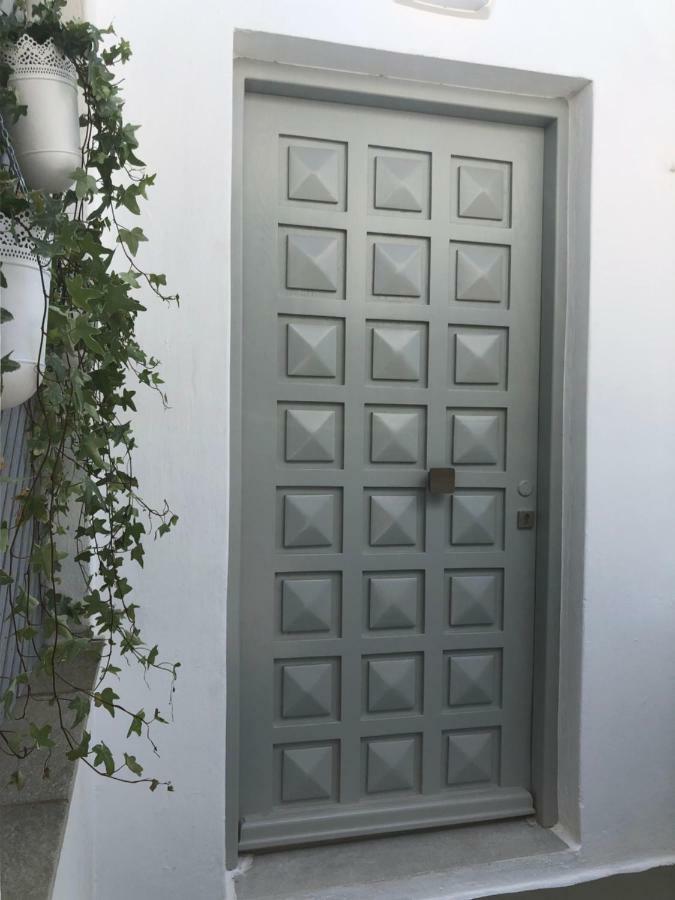 Apartment Odysseas & Naousa (Paros)