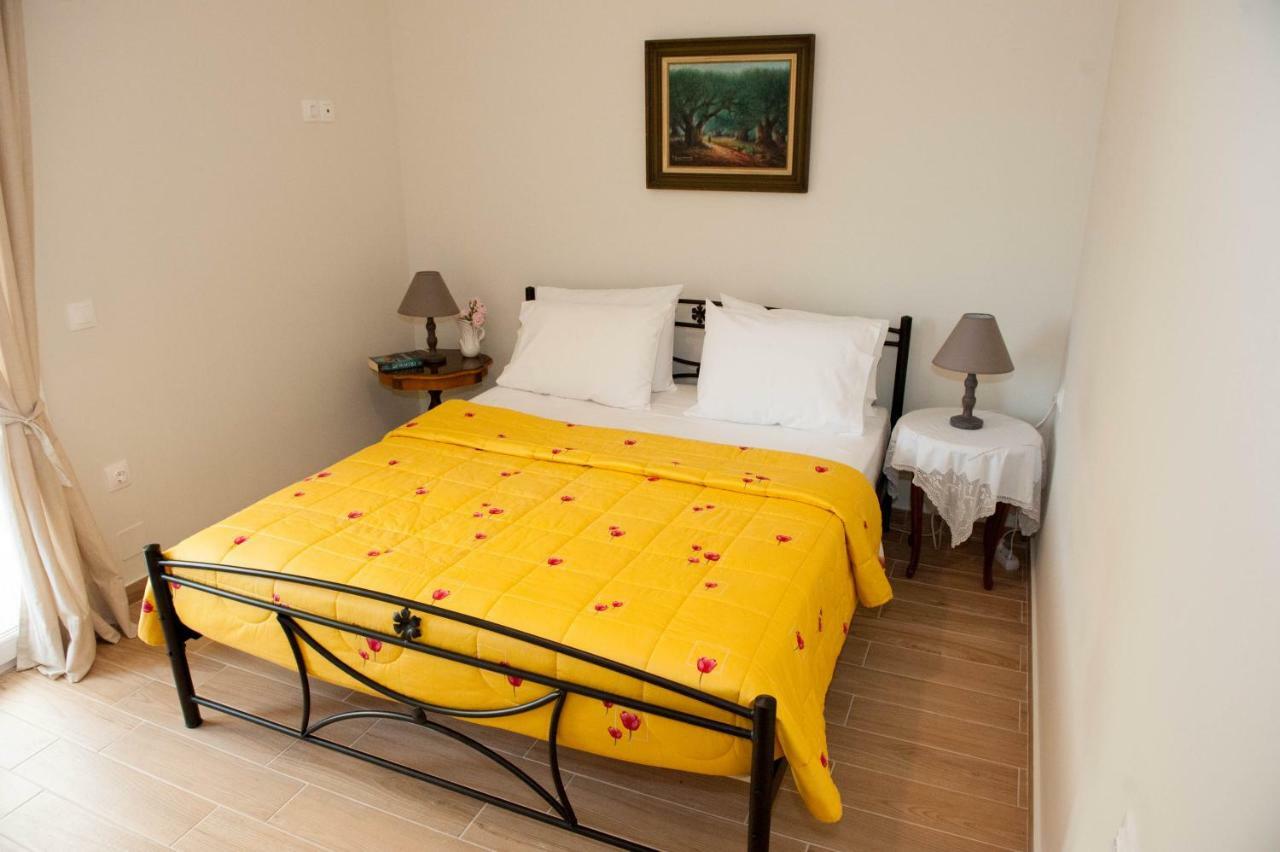 Holiday home Polikseni House