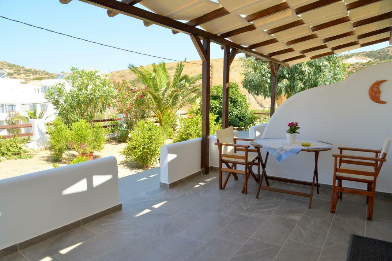 Apartment Anna Milos Island