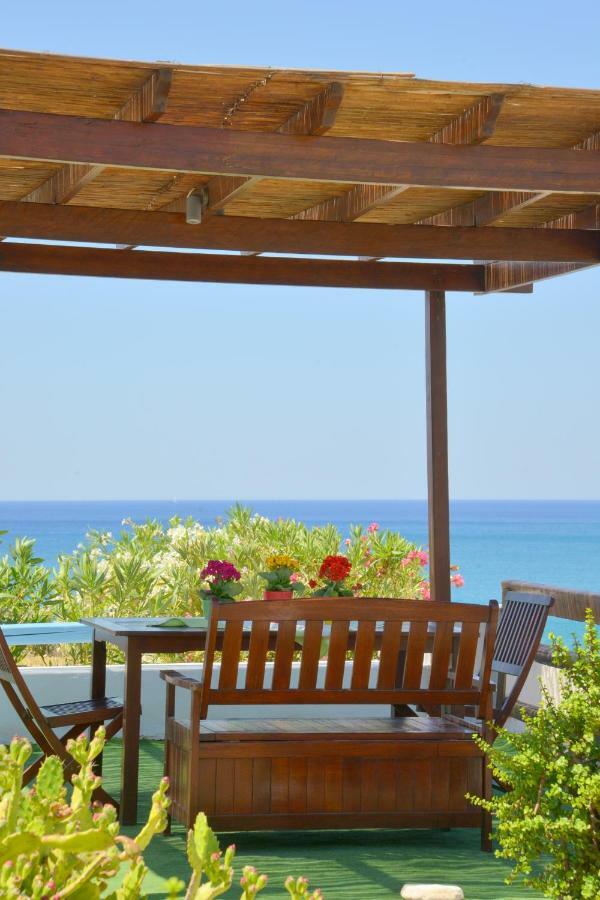 Apartment Anna Milos Island