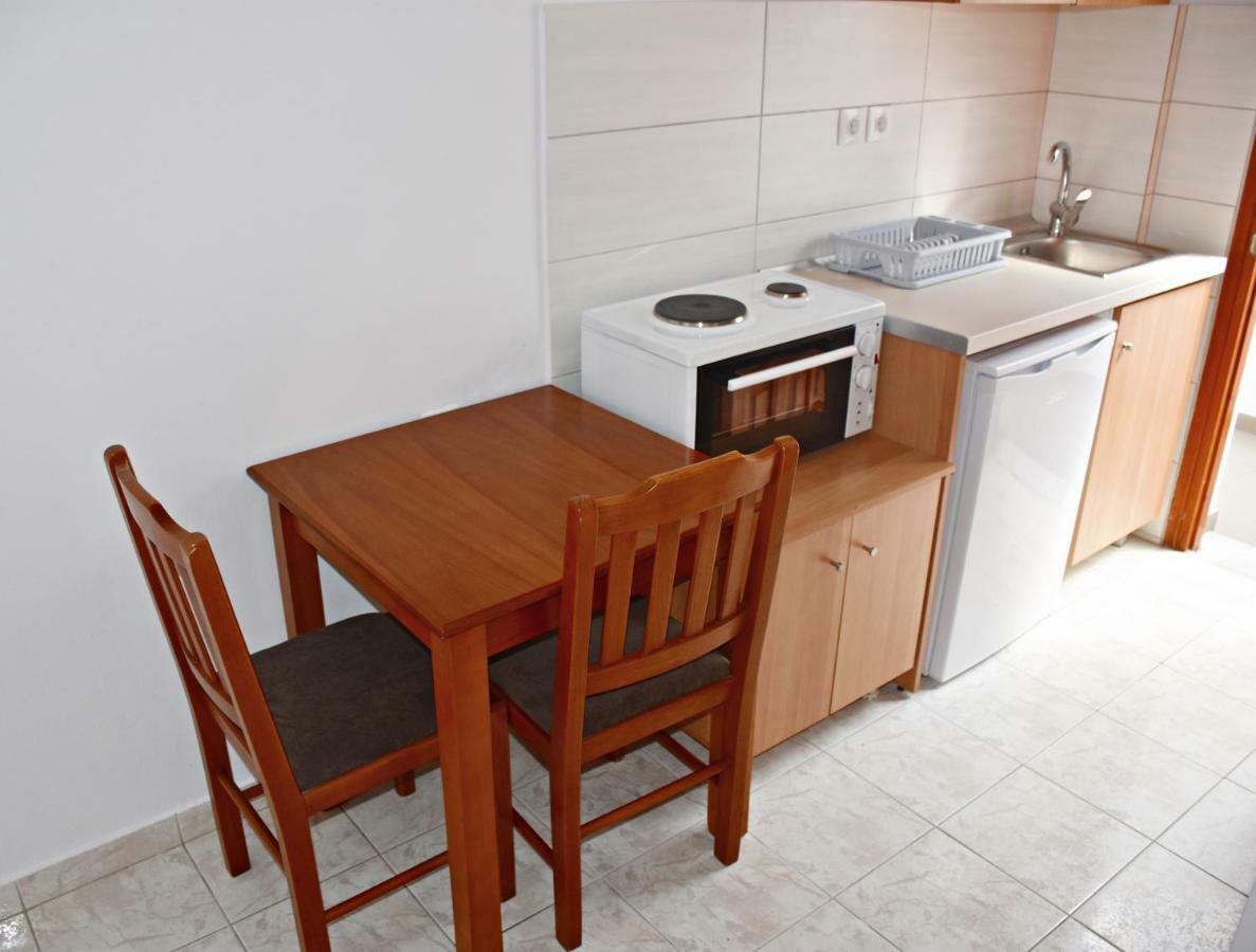Aparthotel Vicky *