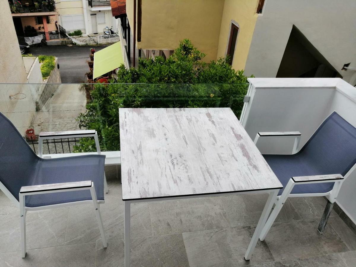 Apartment Valachis Neos Marmaras