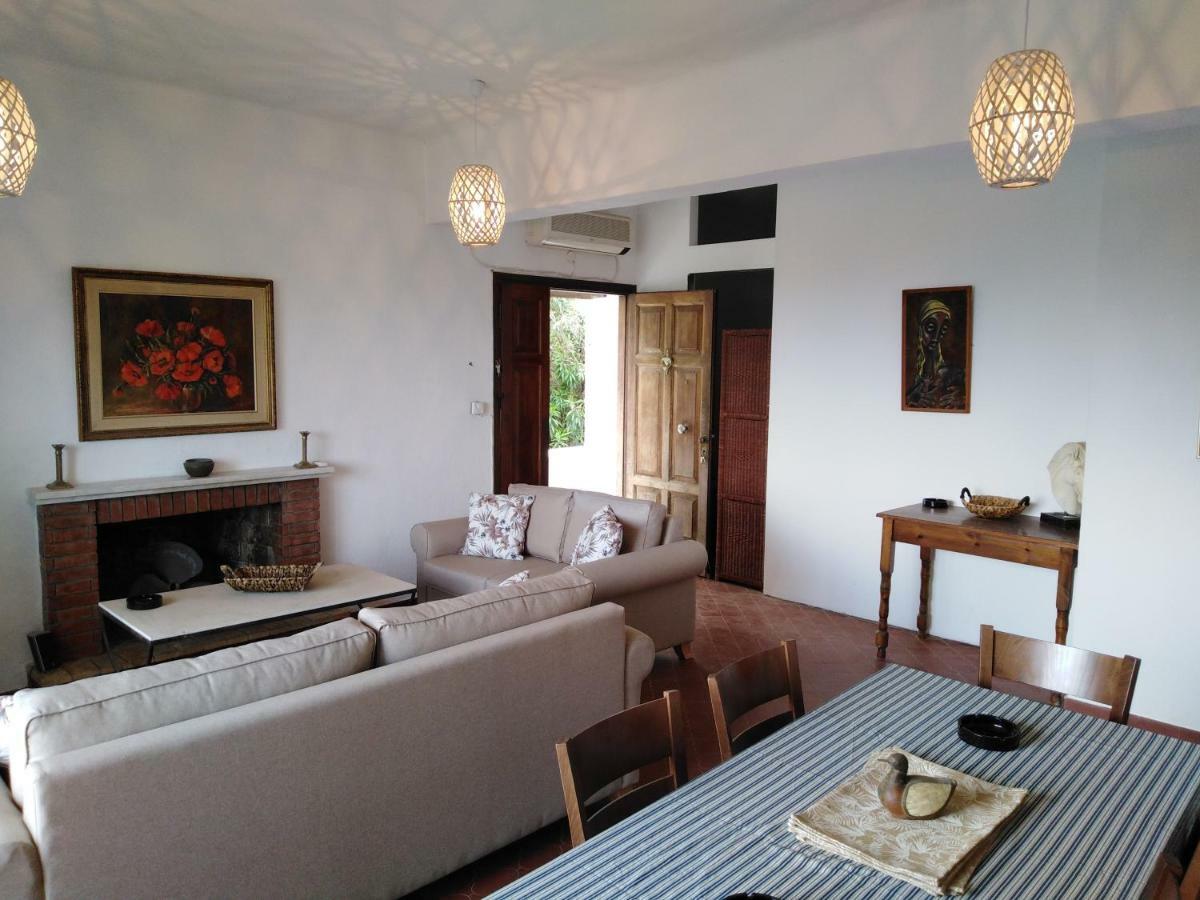 Linga Longa With Sea View And Beach