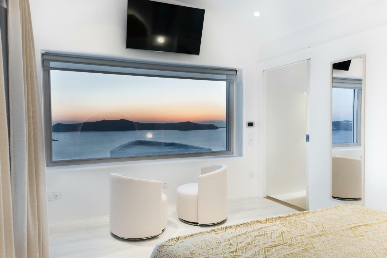 Emfasis Luxury Fira (Santorini)