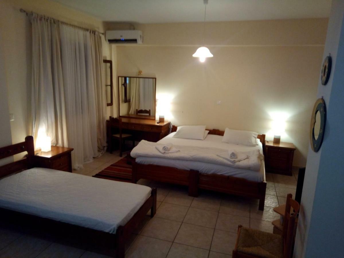 Ostria Maisonettes And Aparthotel