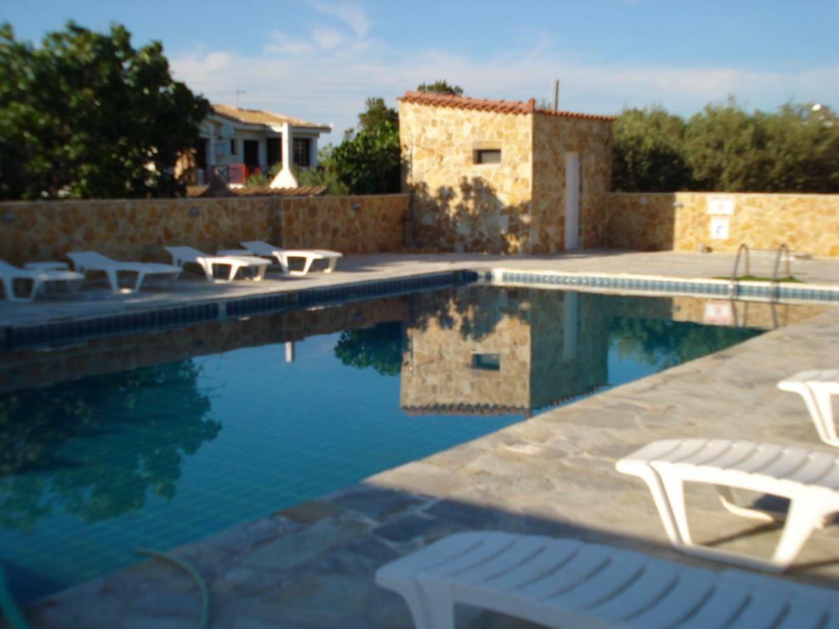 Golden Hotel 2*