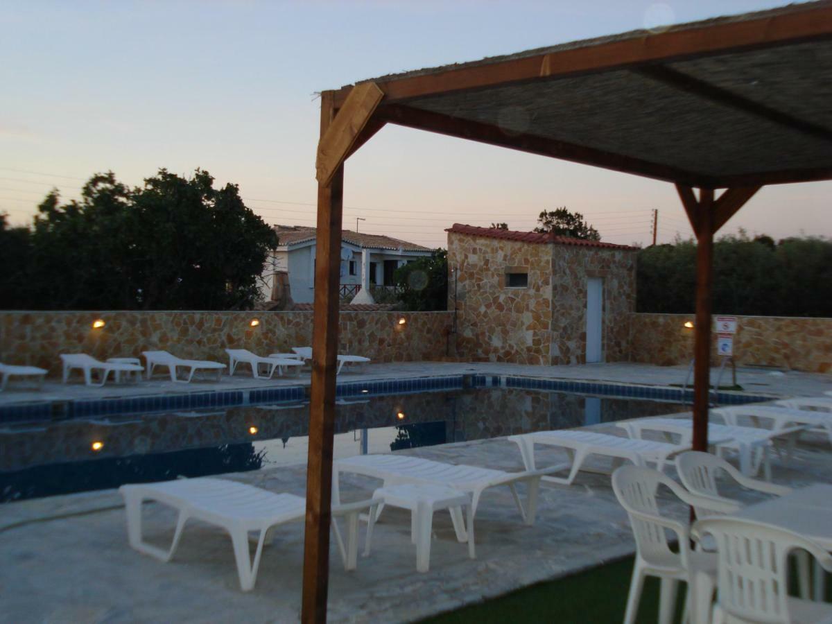Golden Hotel