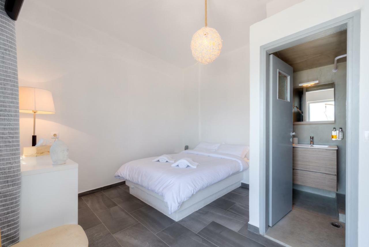Bed & Breakfast Katris Fira (Santorini)