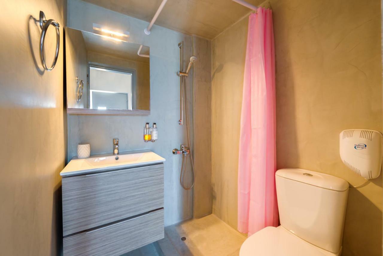 Bed & Breakfast Katris Fira (Santorini)