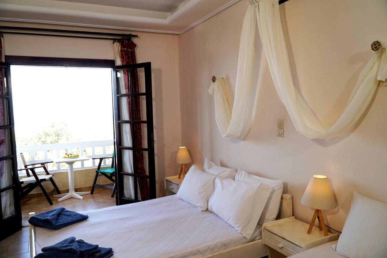 Vasilaras Aparthotel 3*