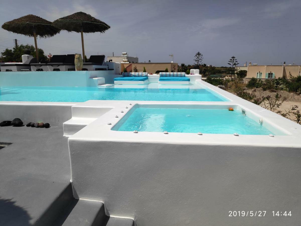 Santoxenia Luxury