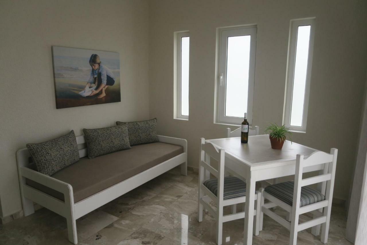 Maria 2* Platanias (Crete)