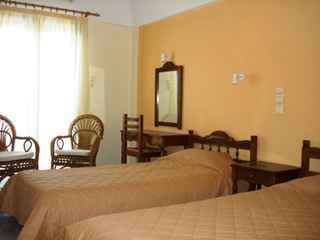 Ino 3* Kamari (Santorini)