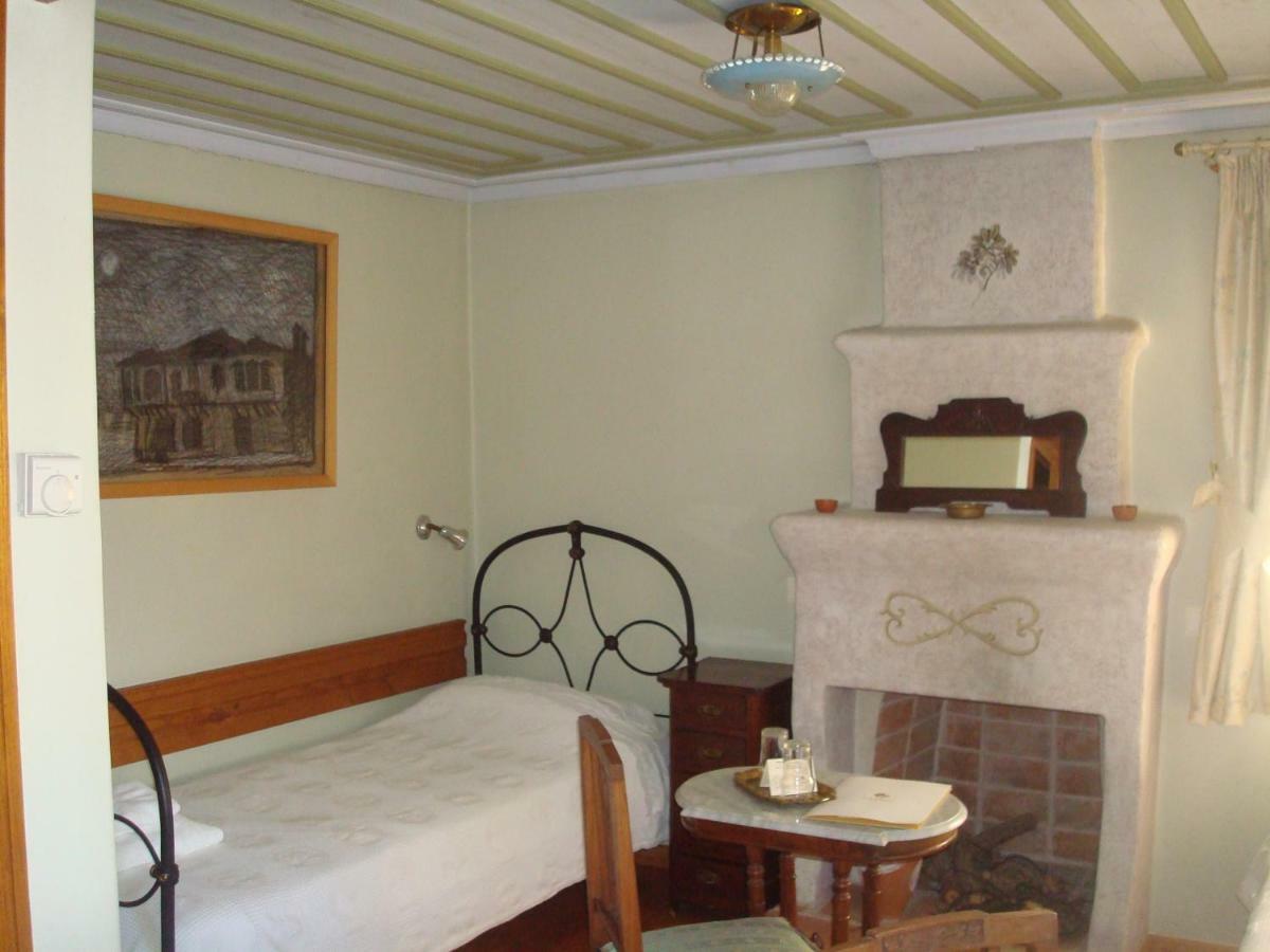 Oikia Alexandrou Traditional Inn