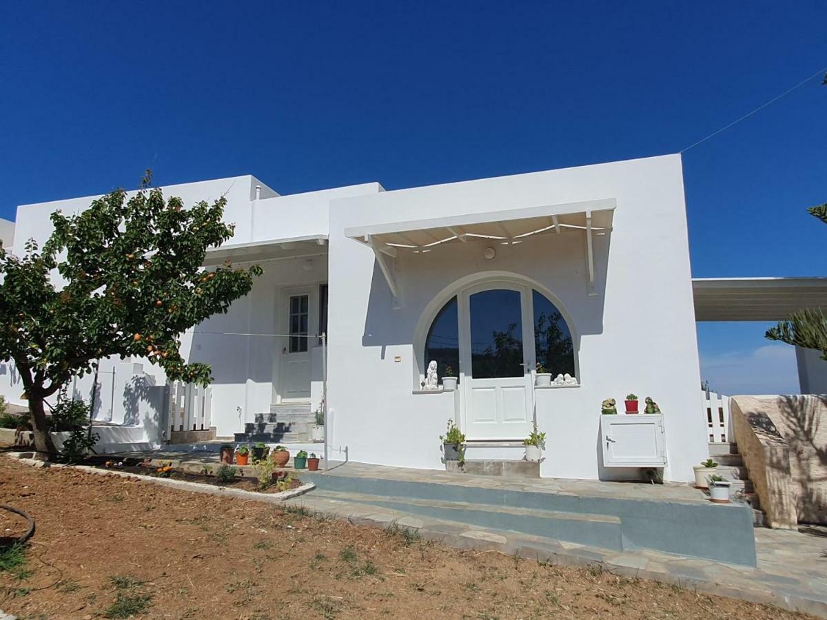Anthoula's Sea View Holiday home *