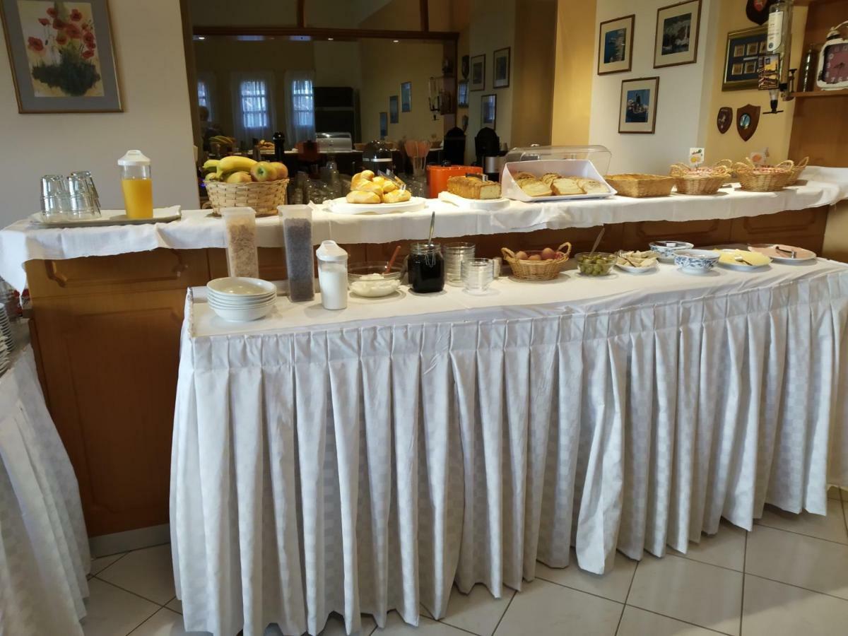 Le Due Sorelle 3* Spilia (Central Greece)