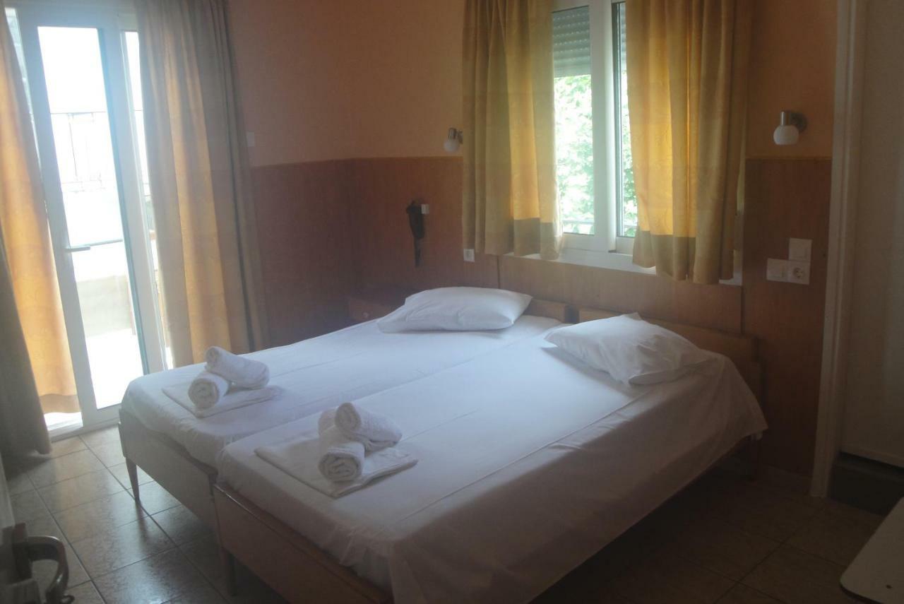 Hotel Anna Christina Kamena Vourla