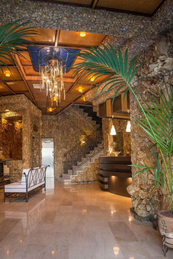 Nepheli Hotel Hotel