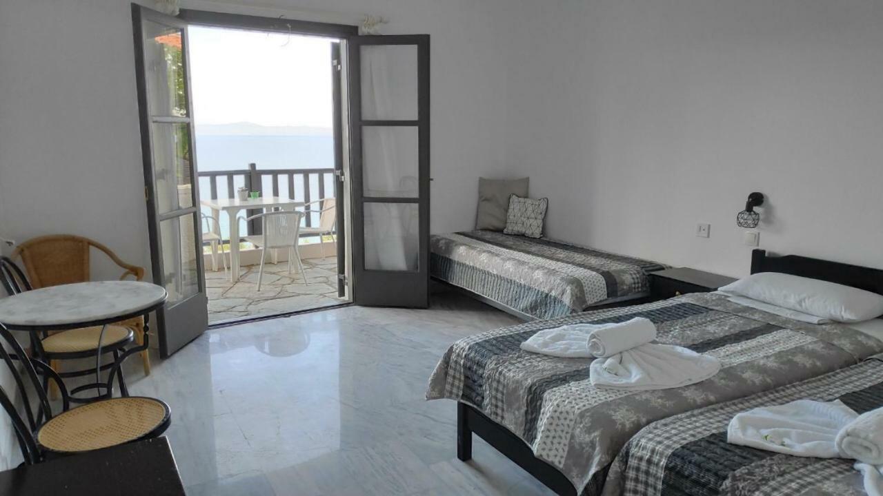 Arellis Aparthotel *