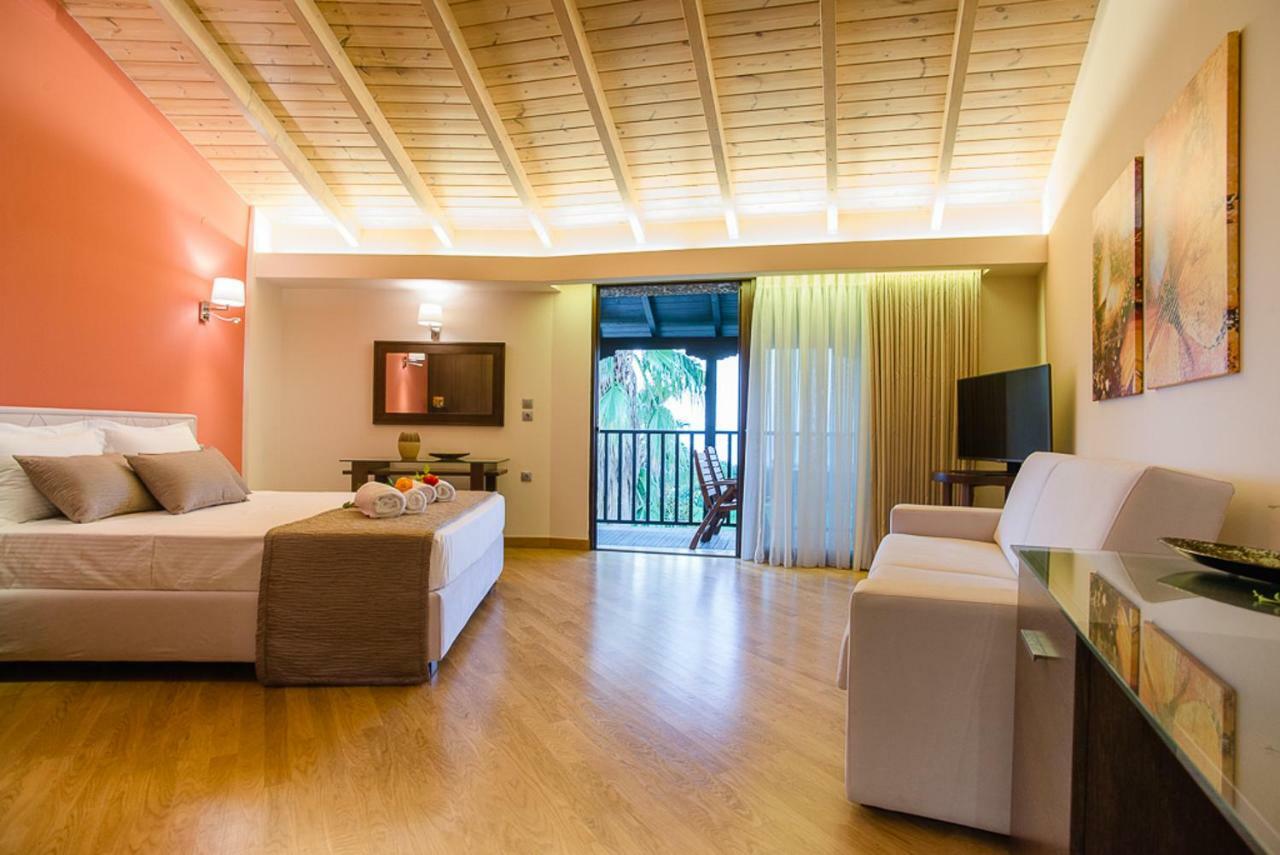 Nepheli Hotel Hotel