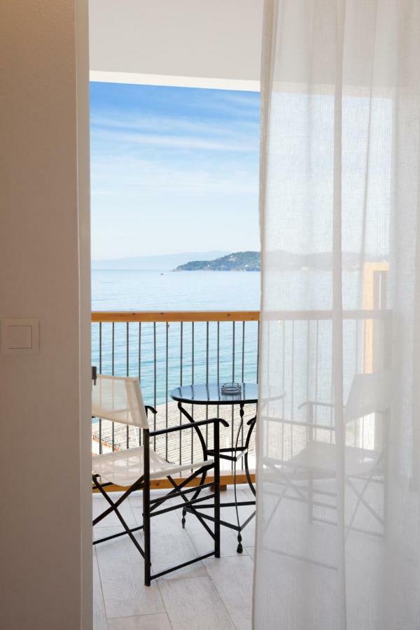 Megali Ammos House Aparthotel 2*
