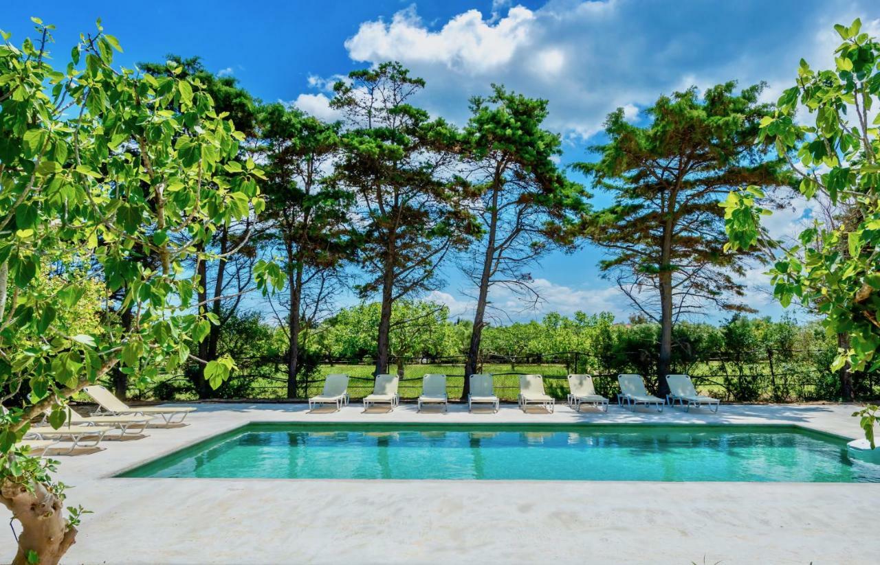 Roma Villa *