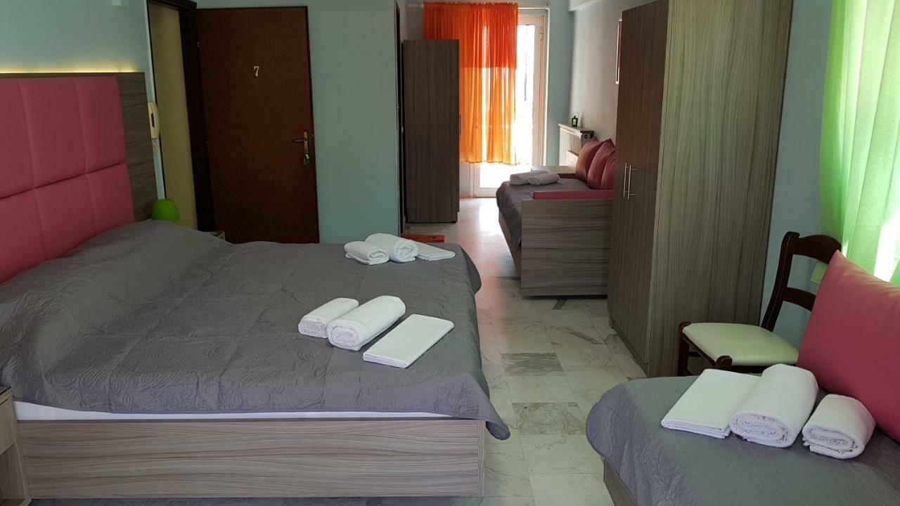 Hotel White Rose