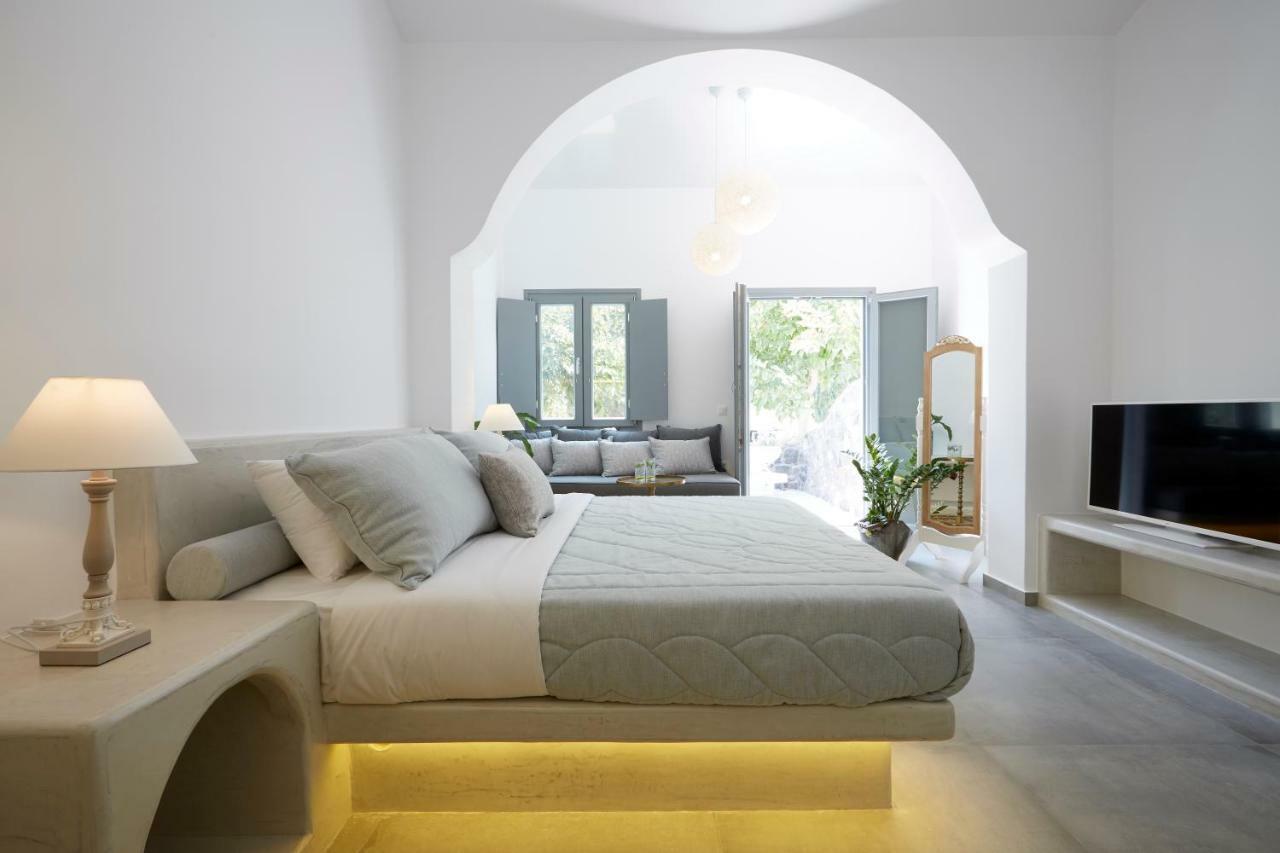 Amara Santorini Hotel 5*
