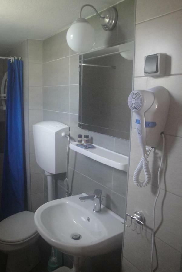 Anna Christina Hotel Kamena Vourla